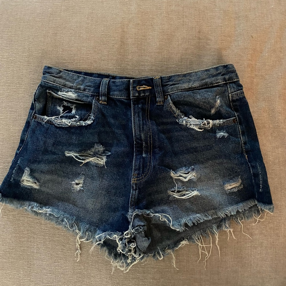 Zara cut off denim shorts - worn twice !
